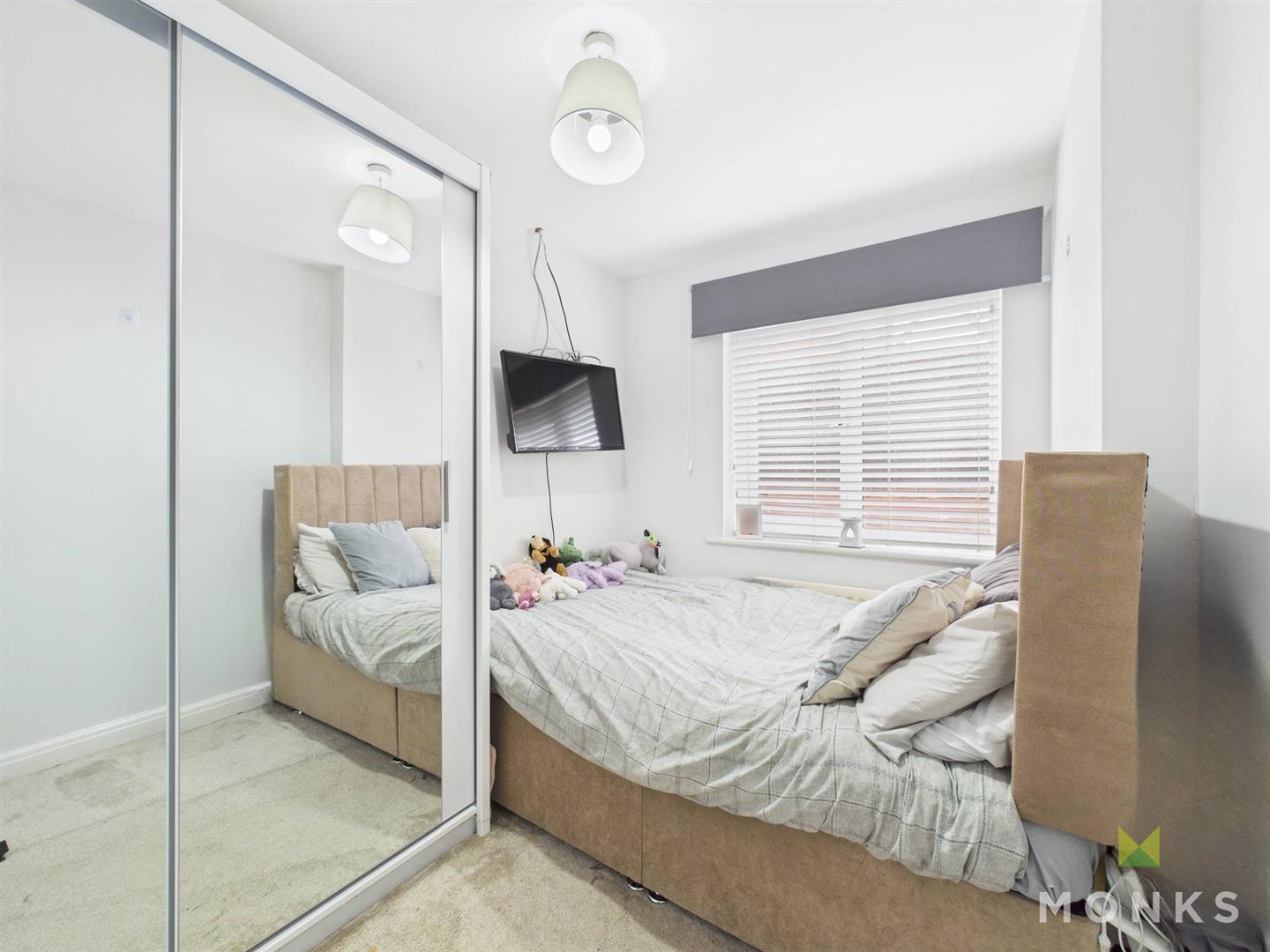 29 Hampton Fields, Oswestry, SY11 1TL For Sale